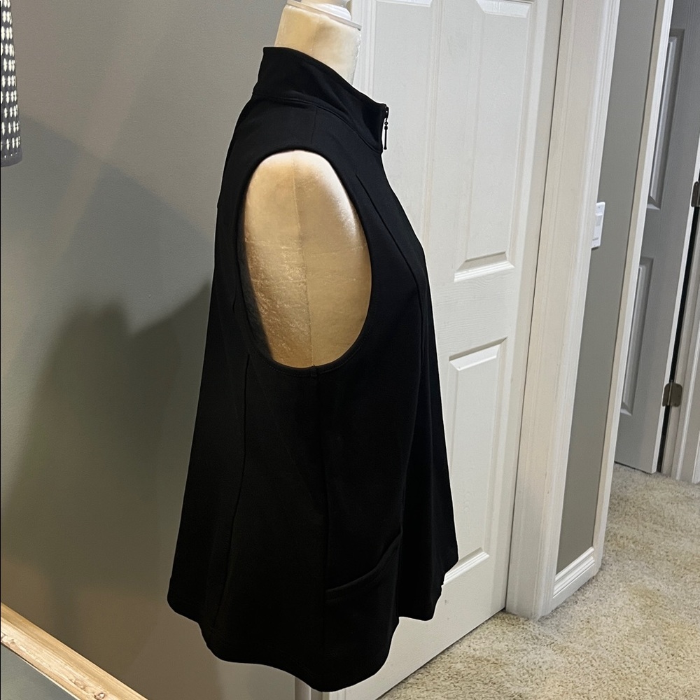 CHICO’S Weekends Zip Front Vest - Size 2 - Picture 4 of 13